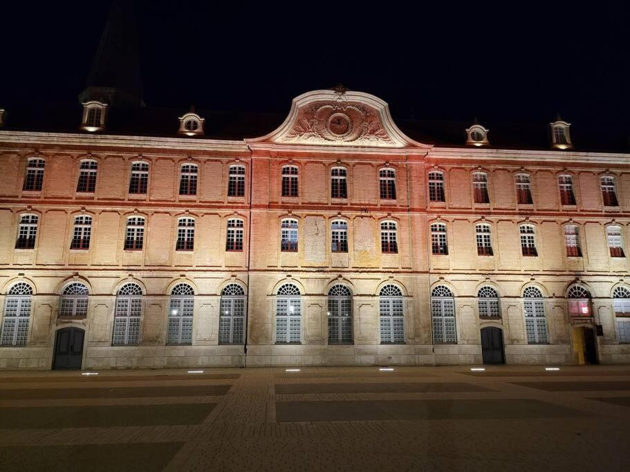 Petit Studio En Plein Centre-Ville De Vendôme Kültér fotó